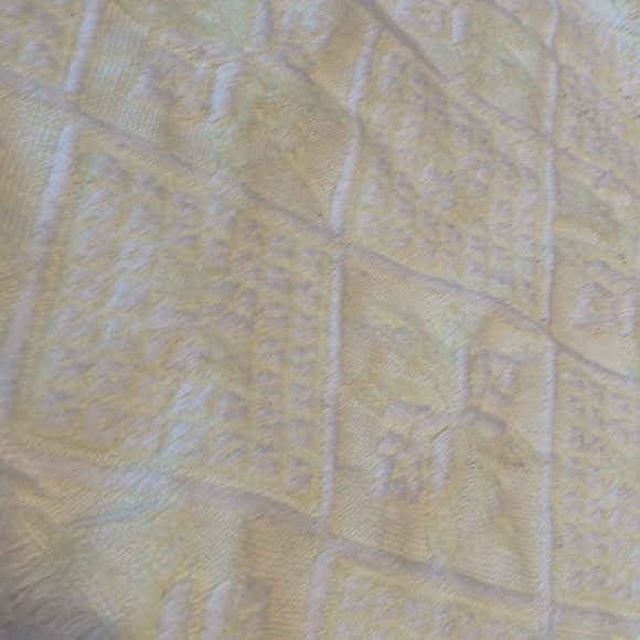 Vintage yellow blanket - Picture 2 of 4